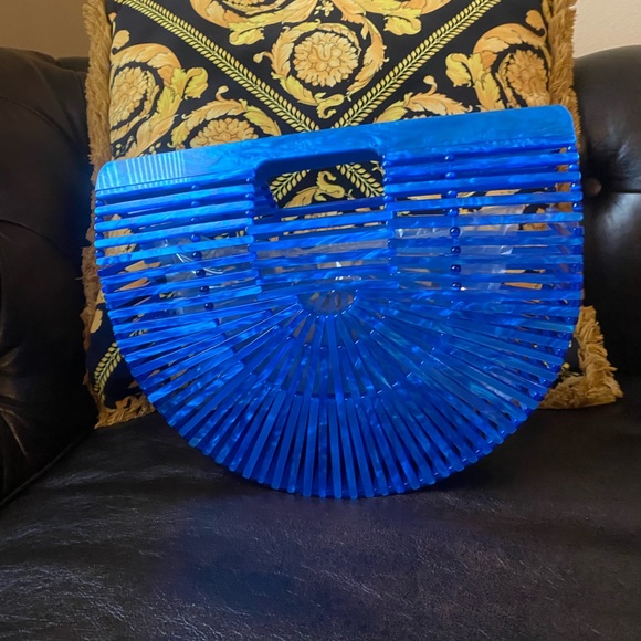 Brand New Acrylic Ark Clutch (Blue ) - Picture 5 of 10